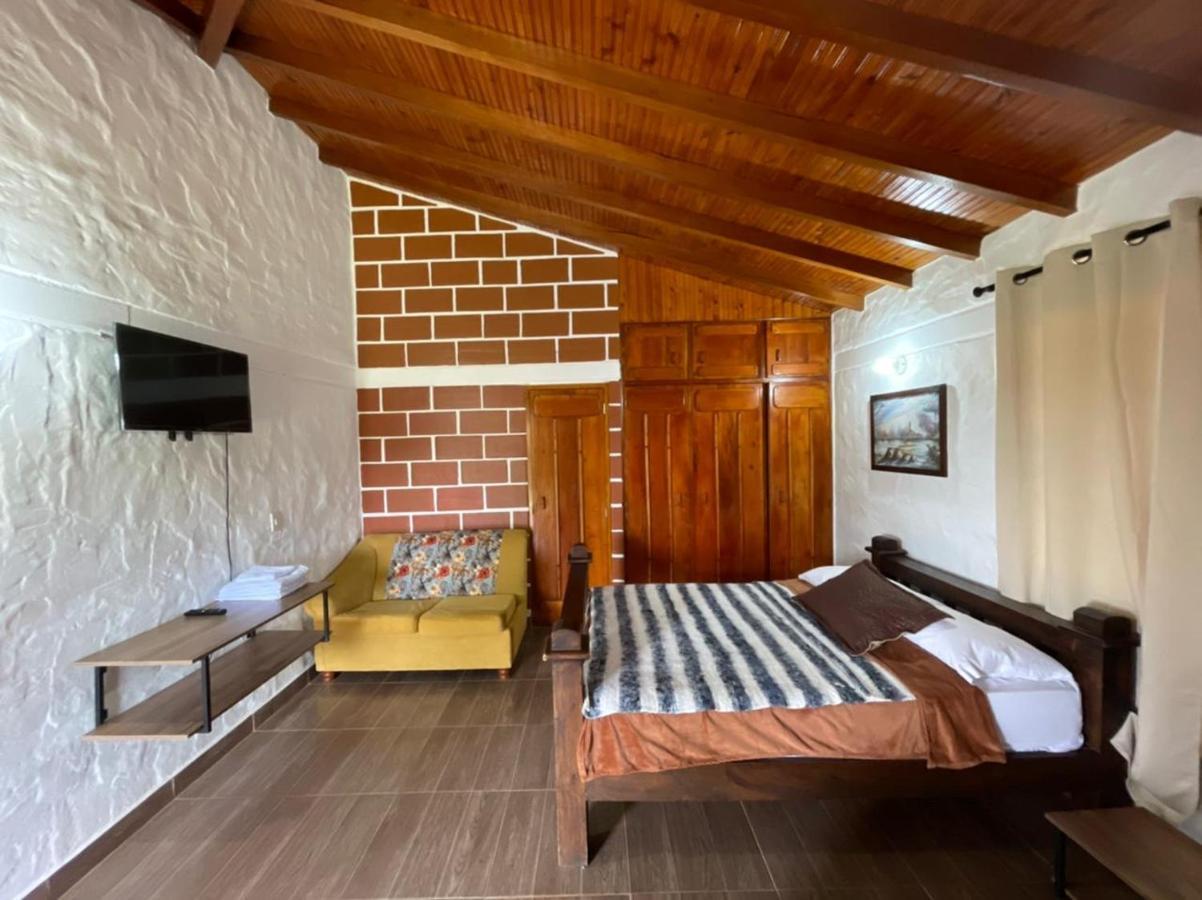Finca-Hotel Montecarlo Guatape By Hope Ngoại thất bức ảnh